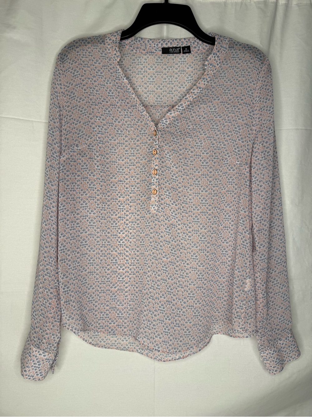 a.n.a Pink Blue White Floral V-Neck Button Blouse Women's Long Sleeve M